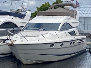Fairline Phantom 43 | Jacht makelaar | Shipcar Yachts
