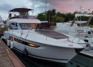 Prestige 500 Fly | Jacht makelaar | Shipcar Yachts