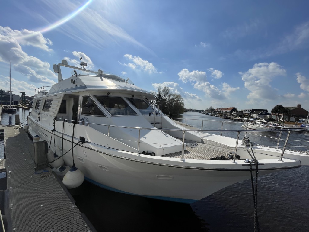 Trader 75 Signature | Jacht makelaar | Shipcar Yachts Trader 75 Signature | Jacht makelaar | Shipcar Yachts