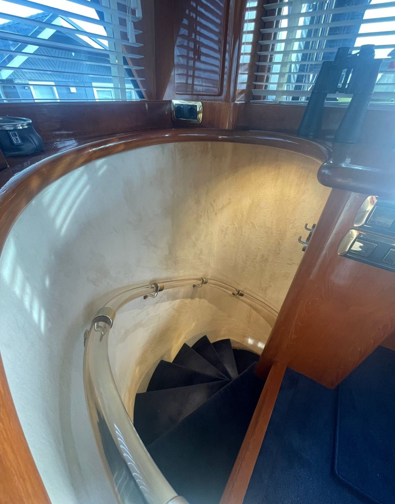 Monte Fino 64 ( varend woonschip ) | Jacht makelaar | Shipcar Yachts