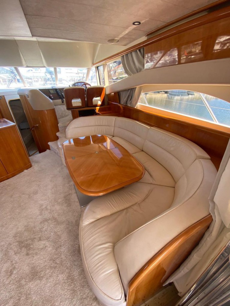 Princess 52 FLY | Jacht makelaar | Shipcar Yachts Princess 52 FLY | Jacht makelaar | Shipcar Yachts