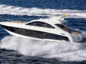 Astondoa  43 HT | Jacht makelaar | Shipcar Yachts