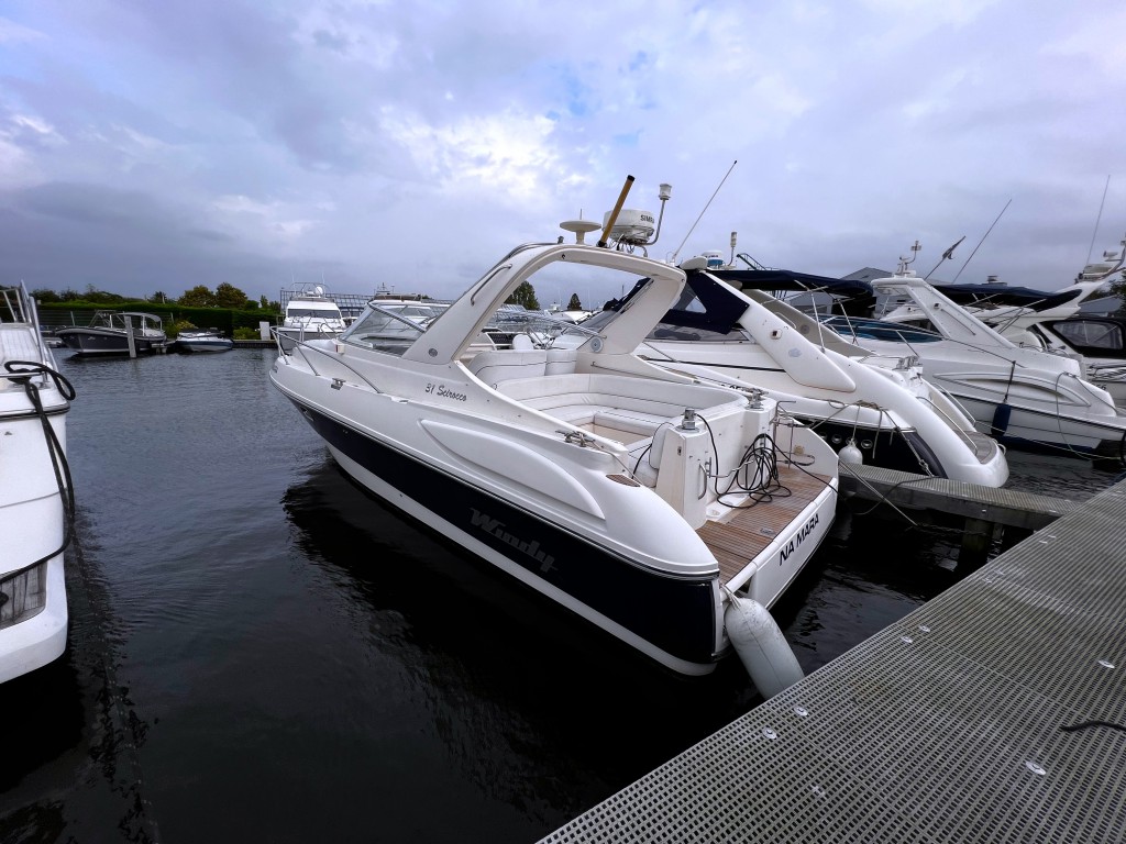 Windy 31 Scirocco | Jacht makelaar | Shipcar Yachts Windy 31 Scirocco | Jacht makelaar | Shipcar Yachts