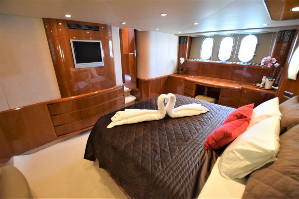 Princess  23 M | Jacht makelaar | Shipcar Yachts