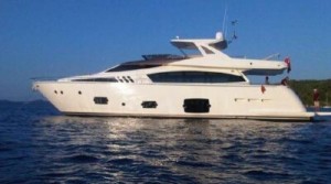 Ferretti  800 | Jacht makelaar | Shipcar Yachts
