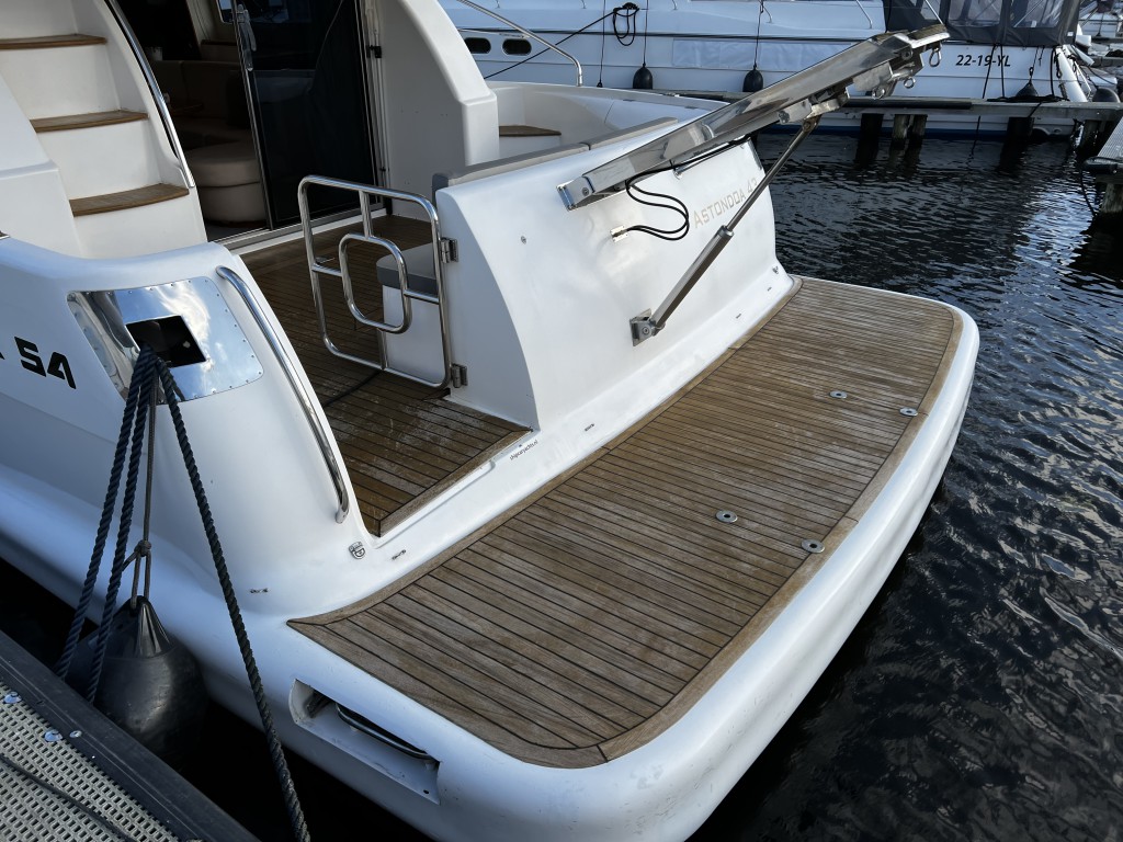 Astondoa  43 GLX | Jacht makelaar | Shipcar Yachts