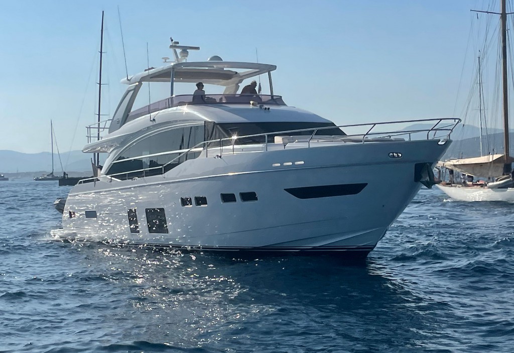 Princess 75 HT | Jacht makelaar | Shipcar Yachts Princess 75 HT | Jacht makelaar | Shipcar Yachts