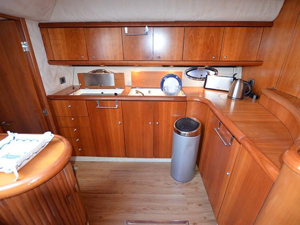 Sunseeker Camargue 50 HT | Jacht makelaar | Shipcar Yachts