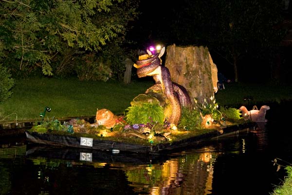 Gondelvaart Giethoorn | Boten kopen | Jachten verkopen | Botengids.nl