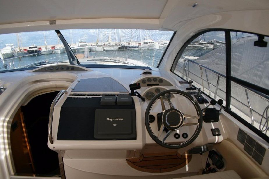 Fairline Targa 52 | Jacht makelaar | Shipcar Yachts
