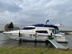 Sealine T51 | Jacht makelaar | Shipcar Yachts