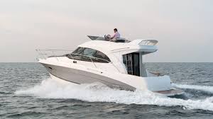 Antares 30 FLY | Jacht makelaar | Shipcar Yachts