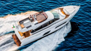 Ferretti 550 | Jacht makelaar | Shipcar Yachts