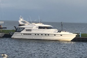 Fairline Squadron 62 | Jacht makelaar | Shipcar Yachts
