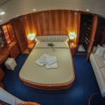 Guy Couach  2100 FLY 13 | Jacht makelaar | Shipcar Yachts
