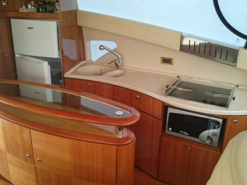 Azimut 55E | Jacht makelaar | Shipcar Yachts