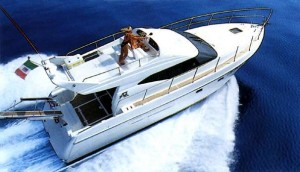 Azimut 40 Fly | Jacht makelaar | Shipcar Yachts