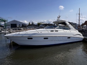 Sealine  S38 | Jacht makelaar | Shipcar Yachts