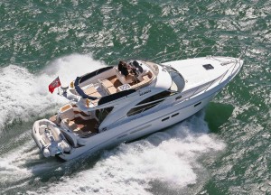 Sealine F42/5 3 cabines | Jacht makelaar | Shipcar Yachts