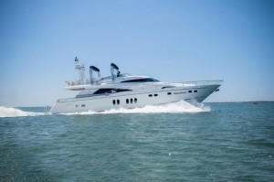 Fairline Squadron 74 | Jacht makelaar | Shipcar Yachts